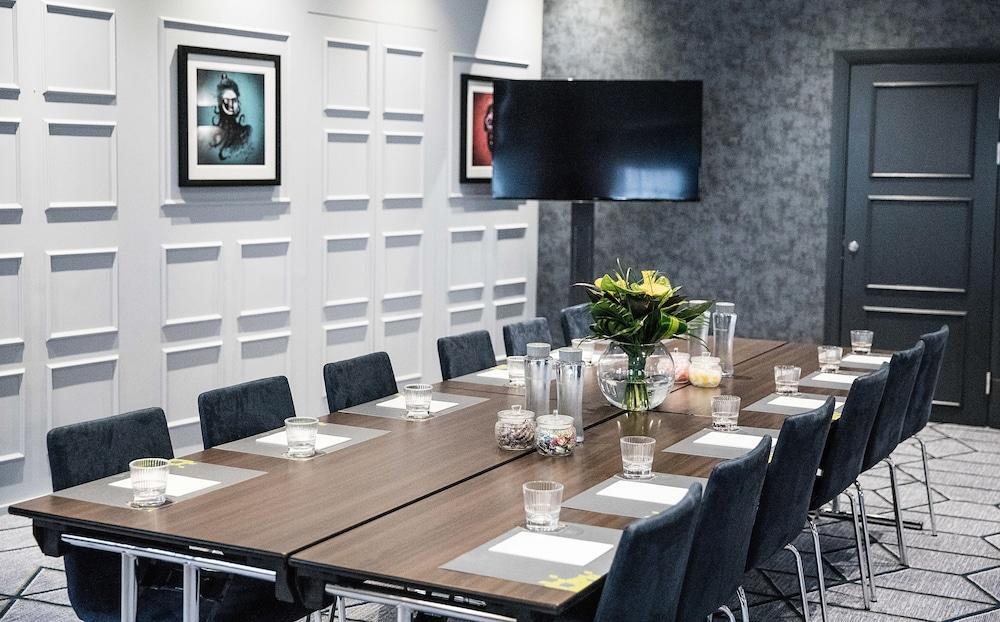 Malmaison Hotel 4*